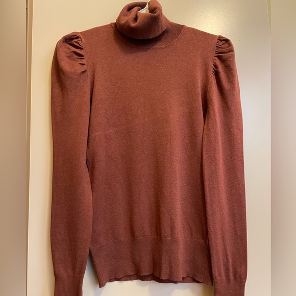 Turtle neck sweater - Picture 1 of 4